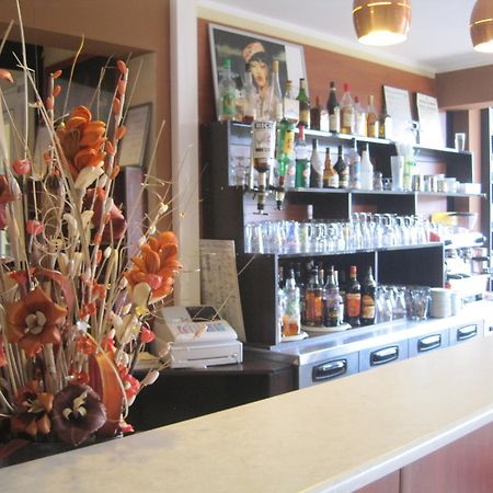 Hotel Restaurant Rive Gauche Bessines-sur-Gartempe Εξωτερικό φωτογραφία
