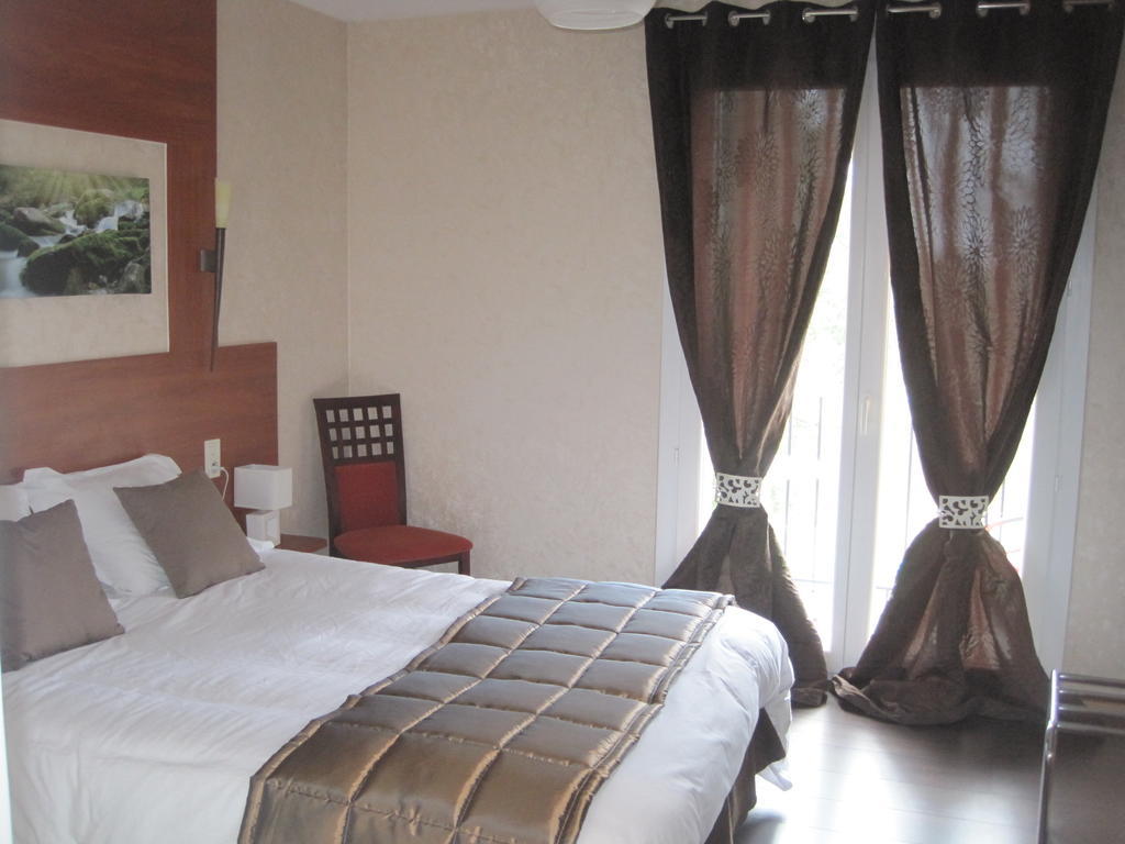 Hotel Restaurant Rive Gauche Bessines-sur-Gartempe Δωμάτιο φωτογραφία